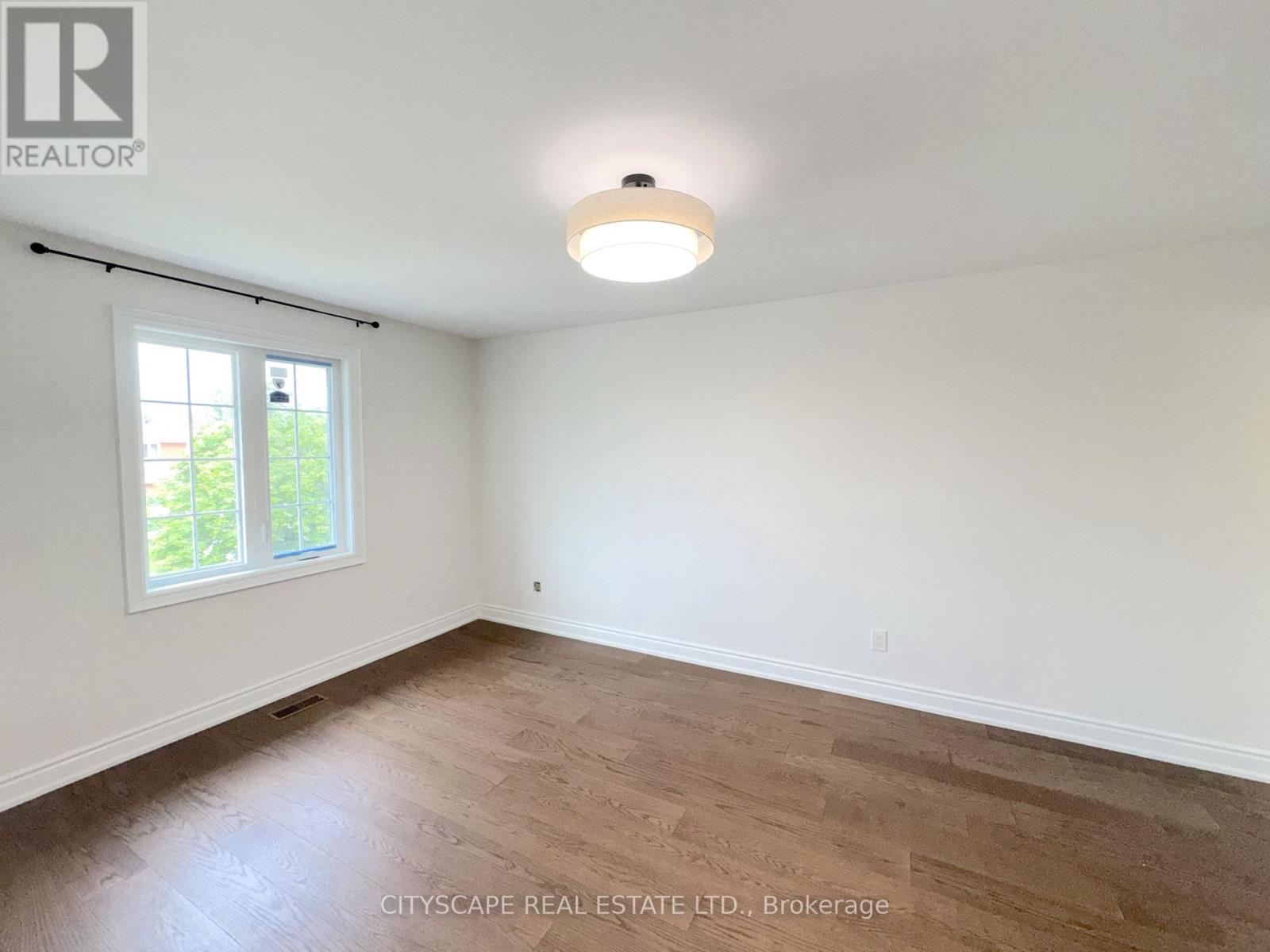 6 DIANE COURT - Image 20