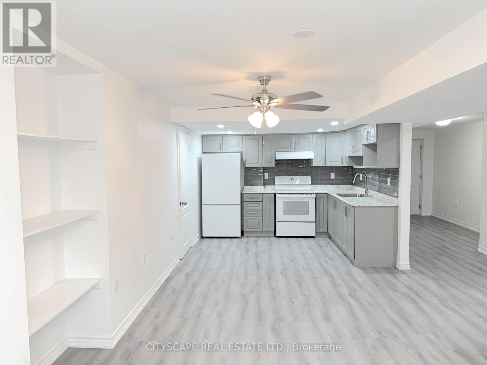 6 DIANE COURT - Image 37