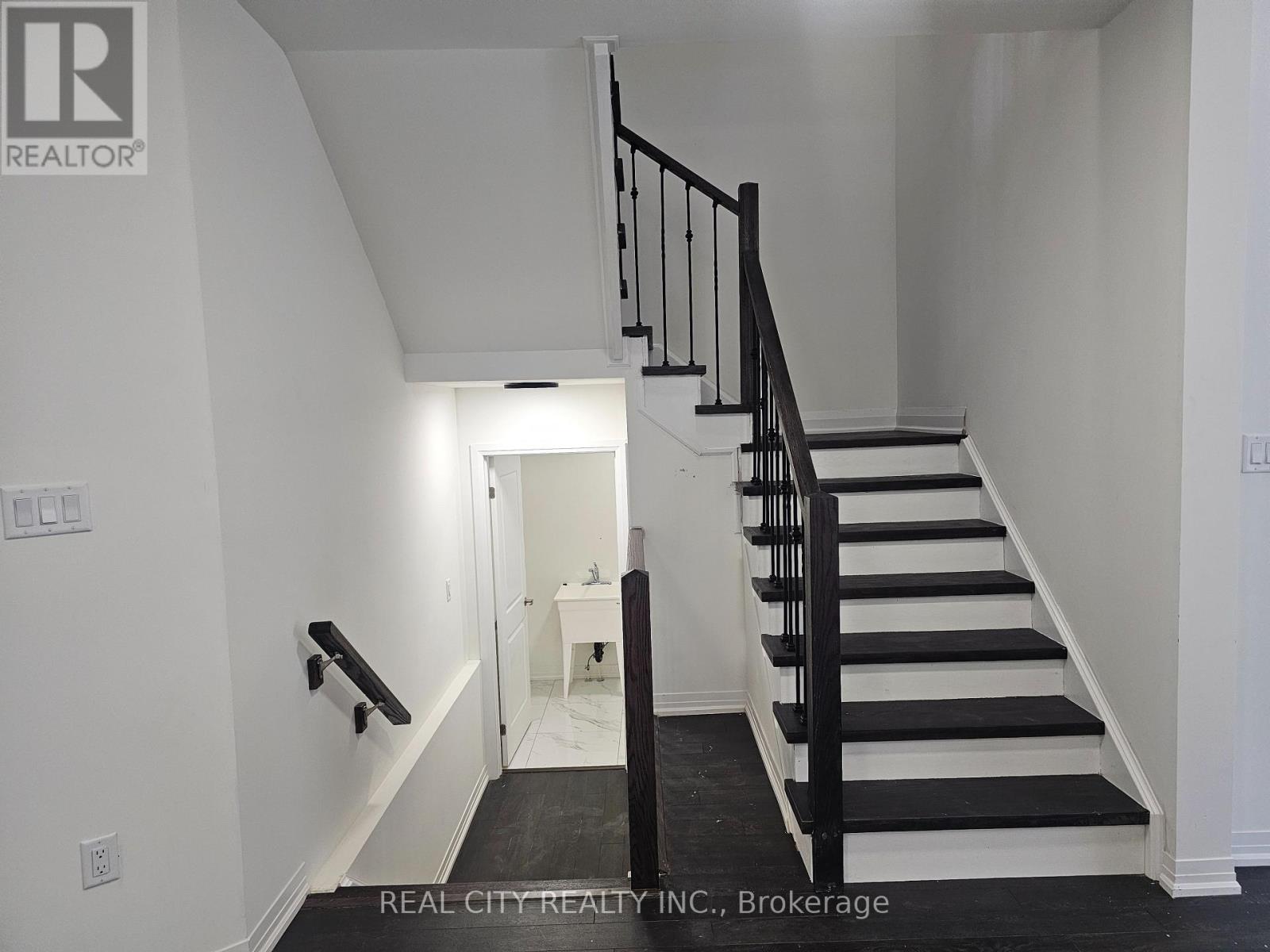 6 SHERRILL AVENUE - 23