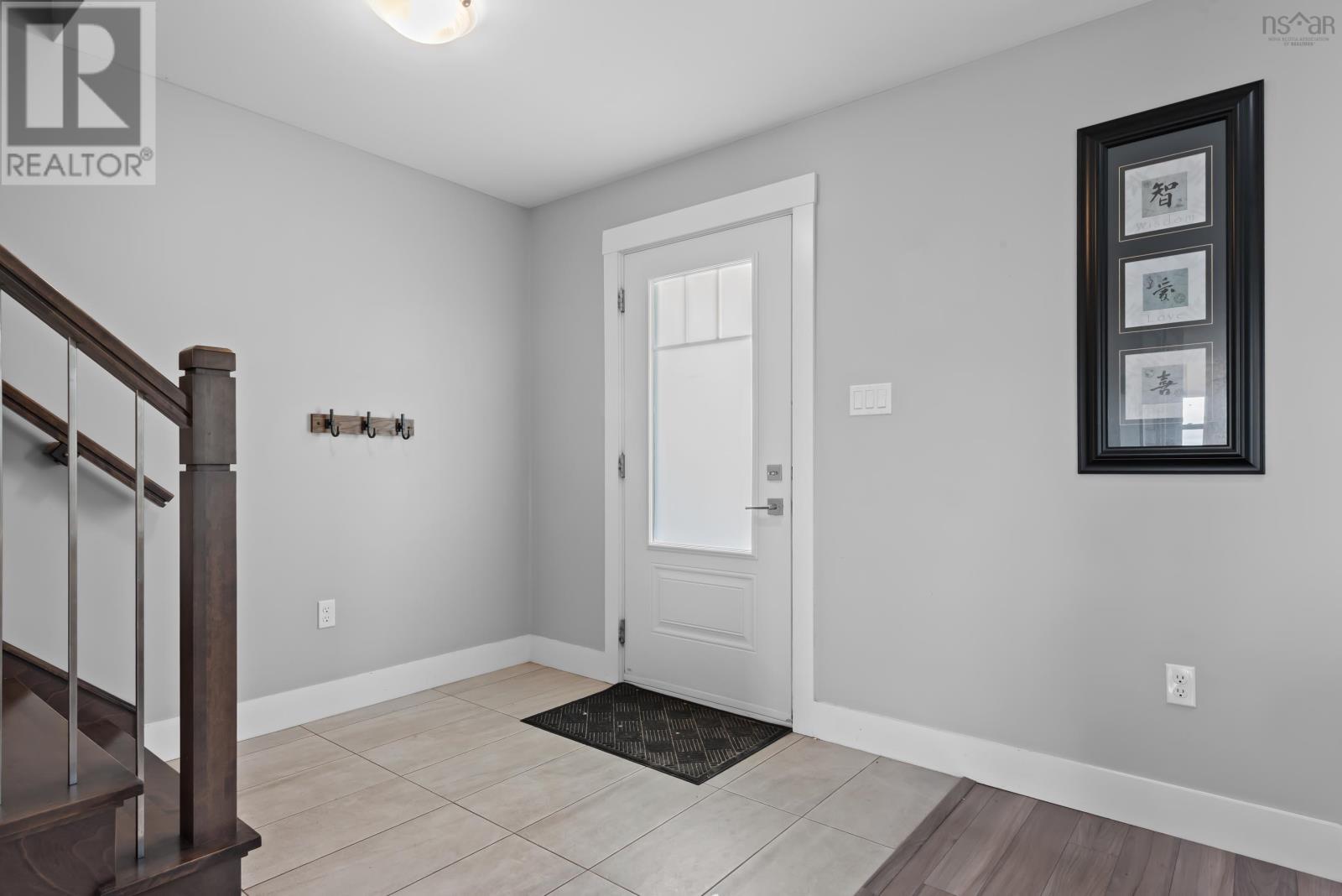 236 Mica Crescent - 3