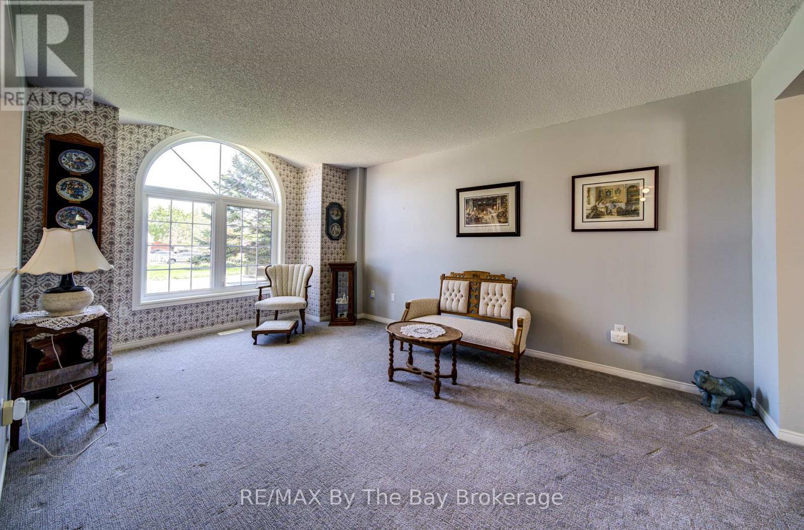 12 SILVER BIRCH AVENUE - 2