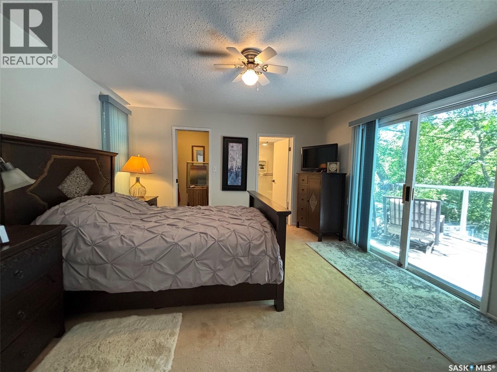232 Green AVENUE - 18
