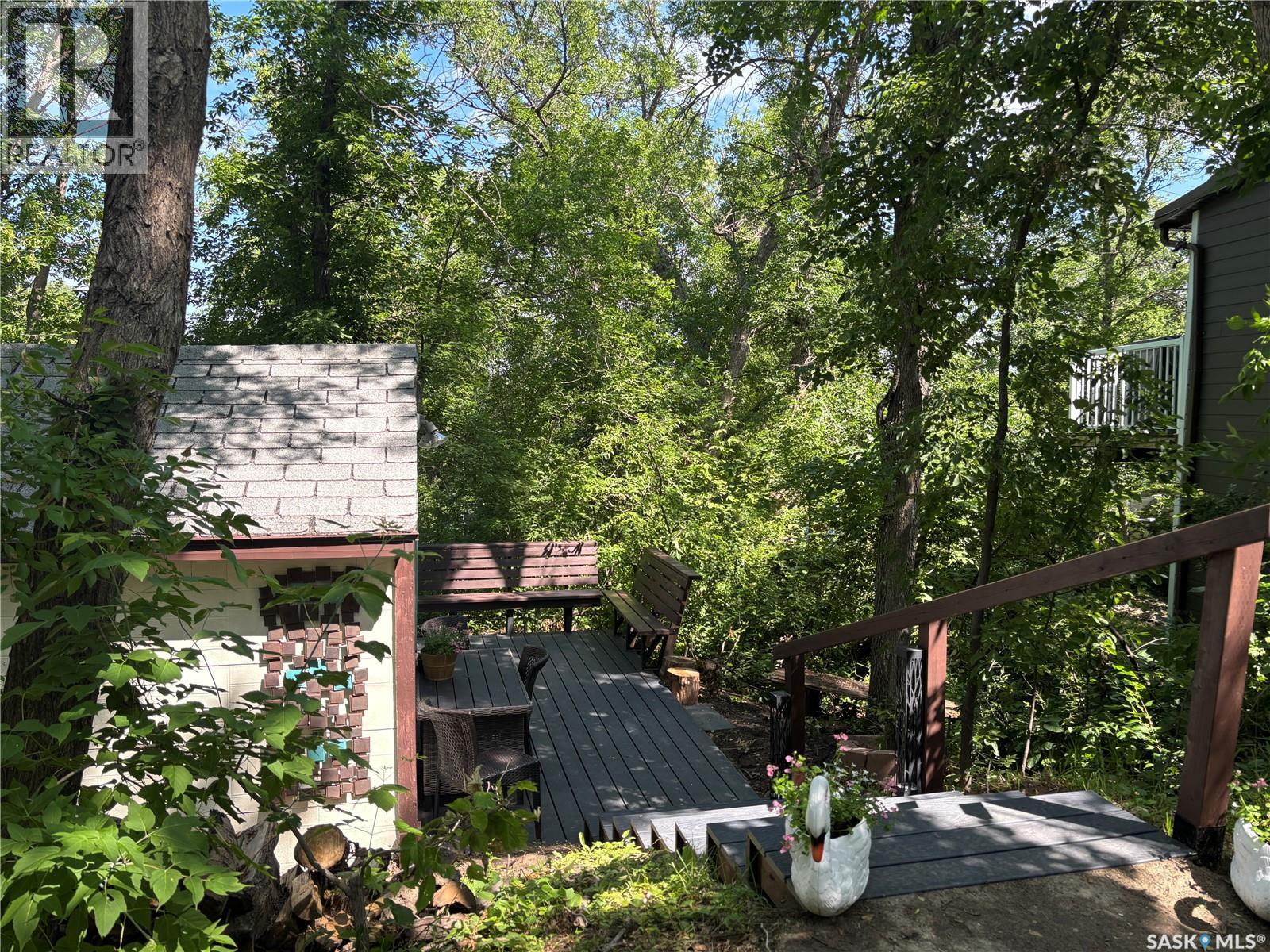 232 Green AVENUE - 28