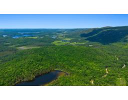 Ch. Picard, Lac Sainte Marie, QC J0X1Z0 Photo 6