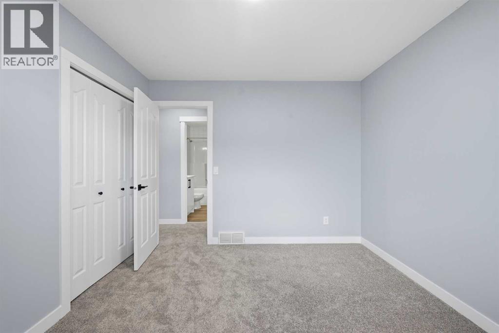 38 Saddleland Crescent NE — photo 28