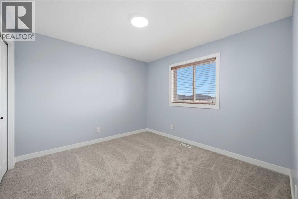 38 Saddleland Crescent NE — photo 29