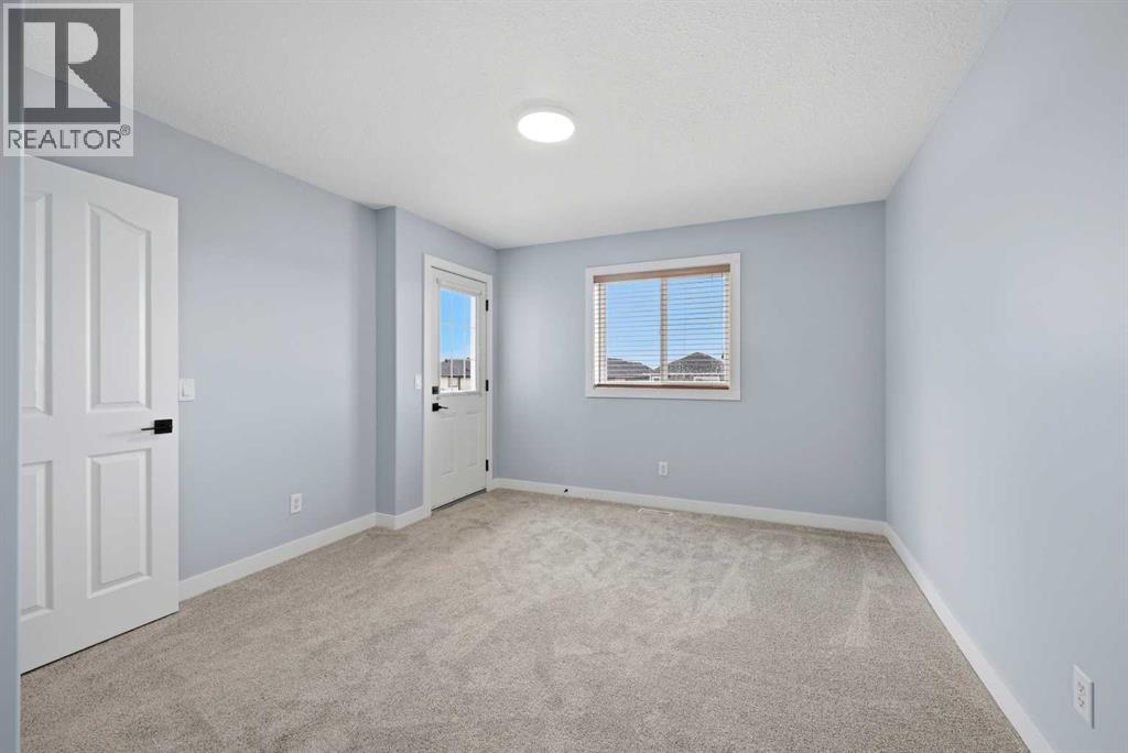 38 Saddleland Crescent NE — photo 32