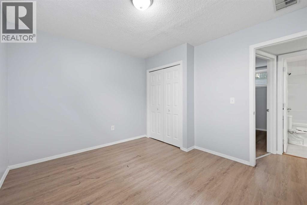 38 Saddleland Crescent NE — photo 43