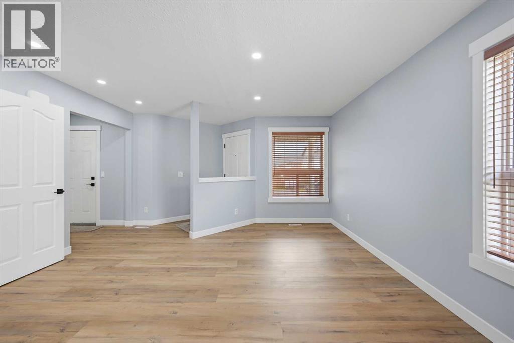38 Saddleland Crescent NE - photo 5