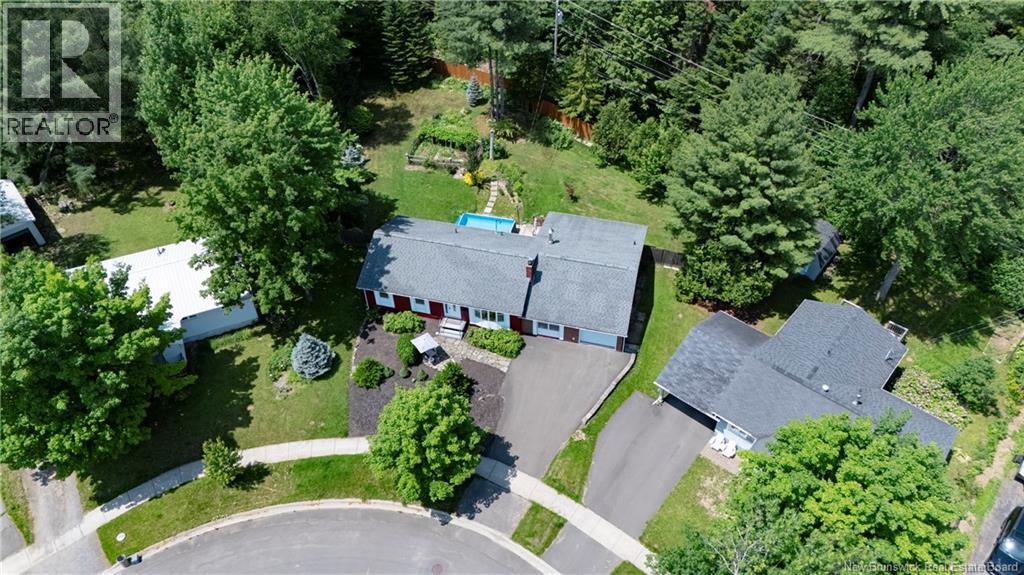 133 Leeds Drive - Image 2