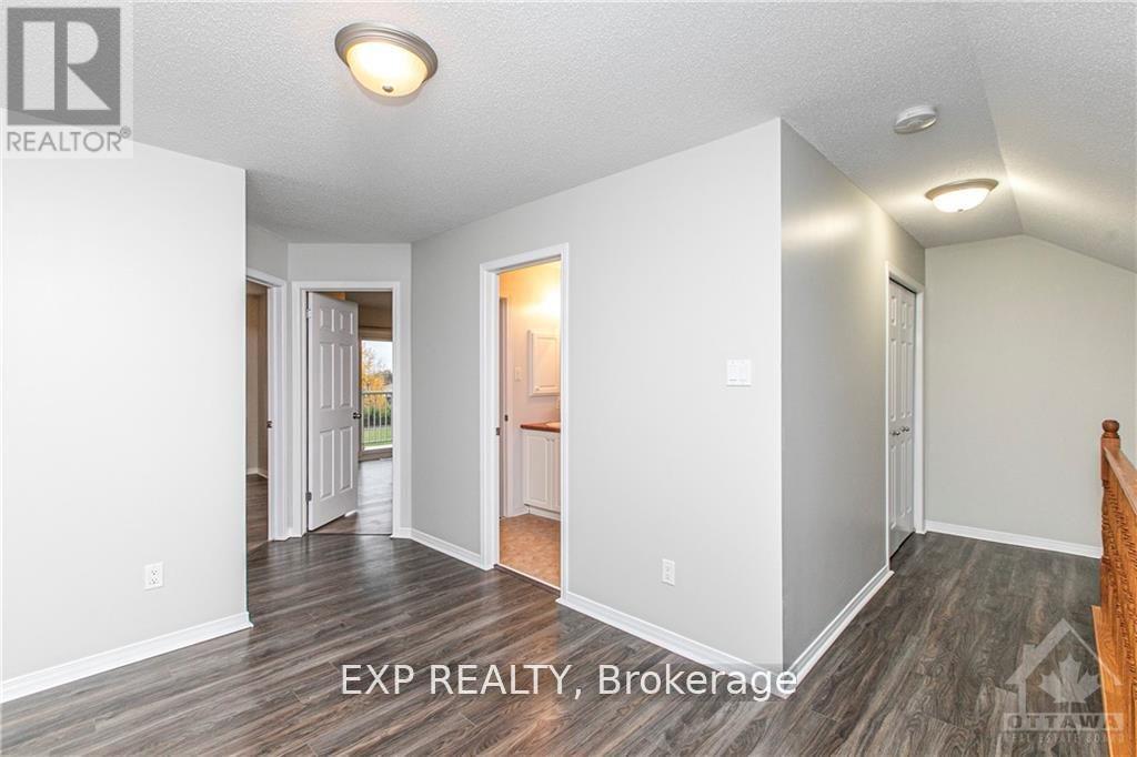 #86 1512 WALKLEY ROAD - 18