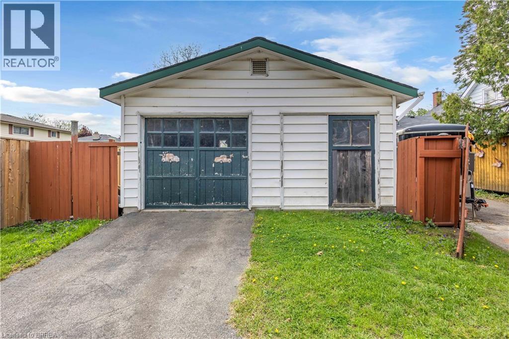 35 JAMES Avenue - 4