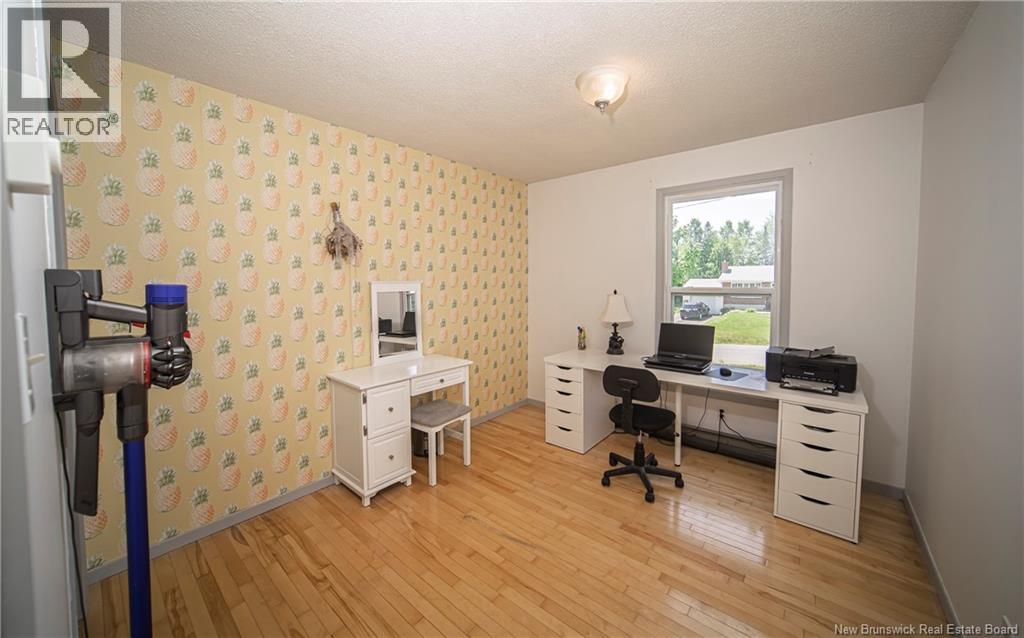 255 Sunrise Estates Drive - Image 10