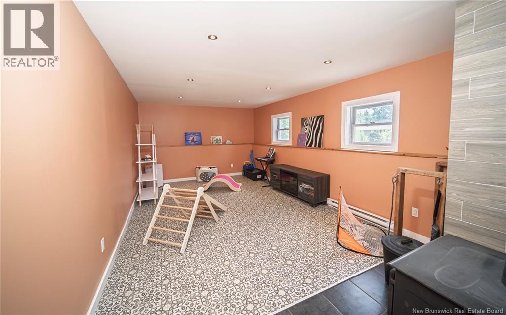 255 Sunrise Estates Drive - Image 16