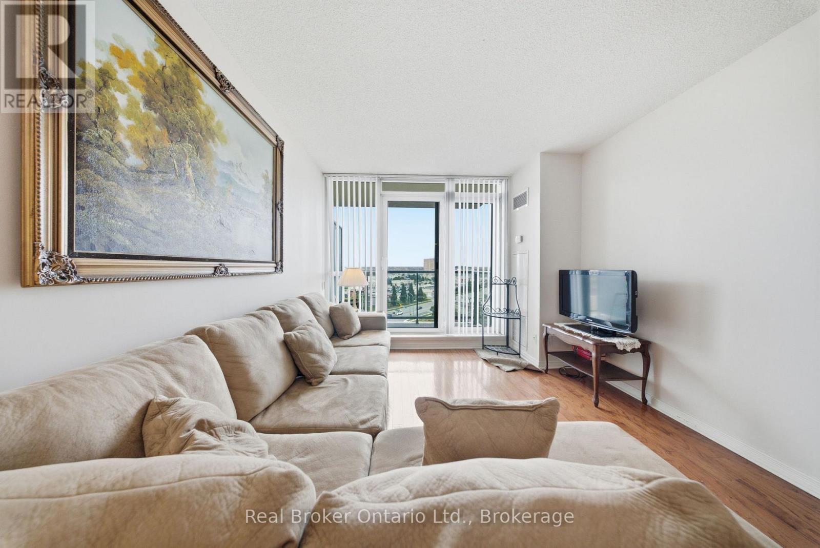 #902 4879 KIMBERMOUNT AVENUE - 15