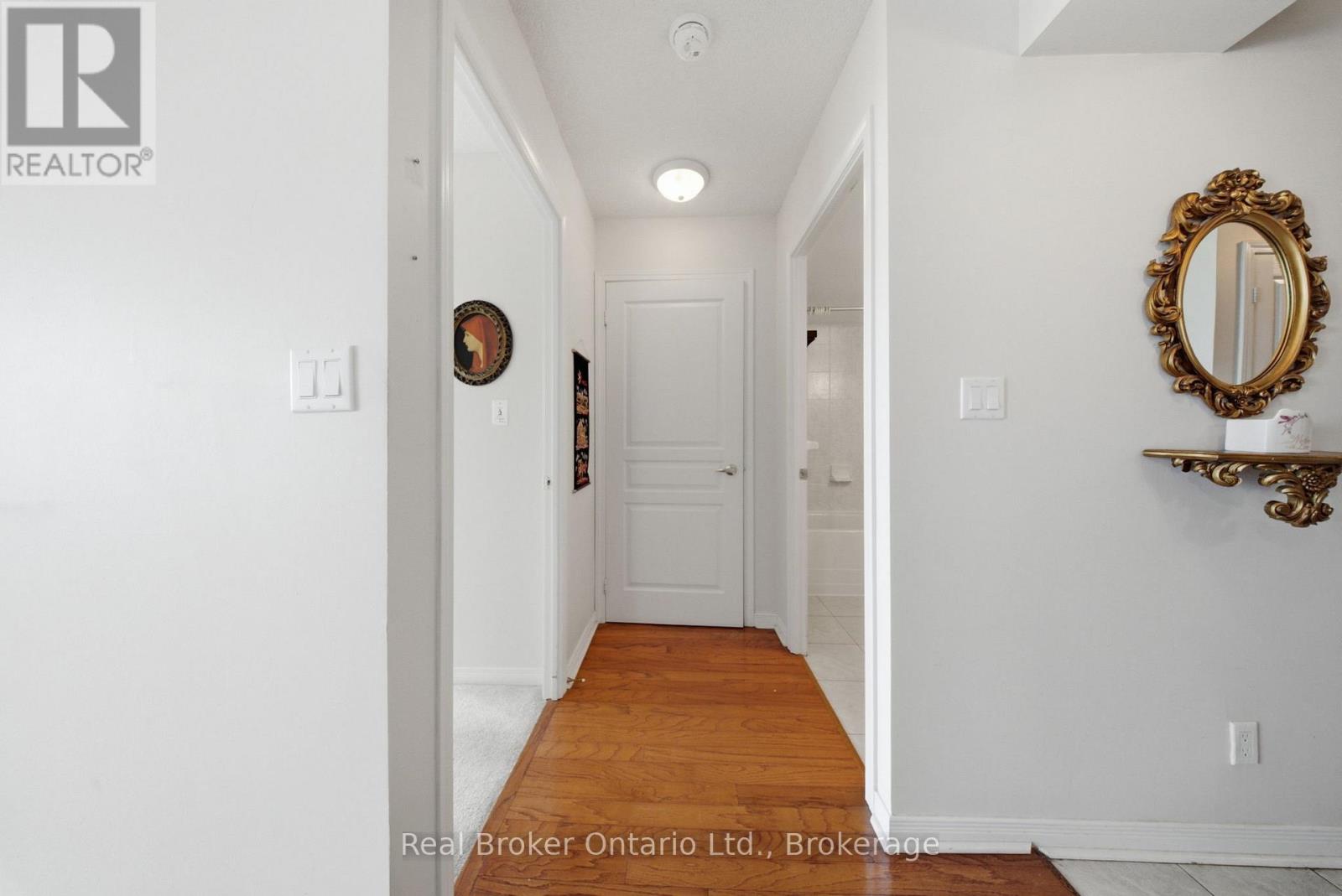 #902 4879 KIMBERMOUNT AVENUE - 17