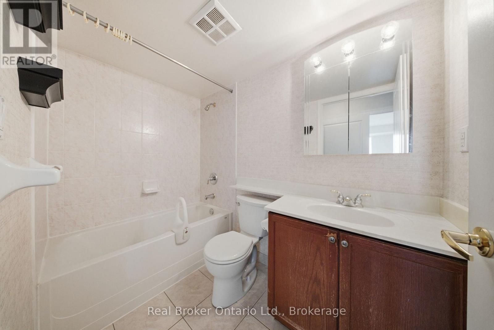 #902 4879 KIMBERMOUNT AVENUE - 20