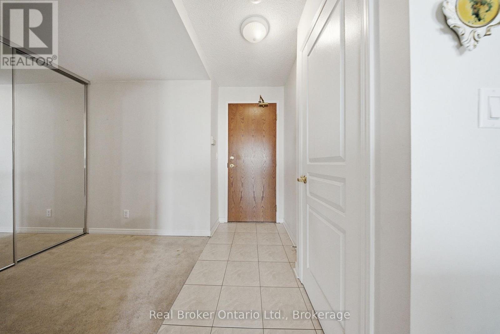 #902 4879 KIMBERMOUNT AVENUE - 8