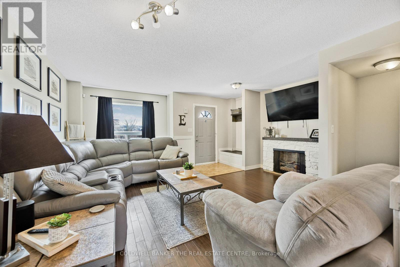 #10 234 CUNDLES ROAD E - 11