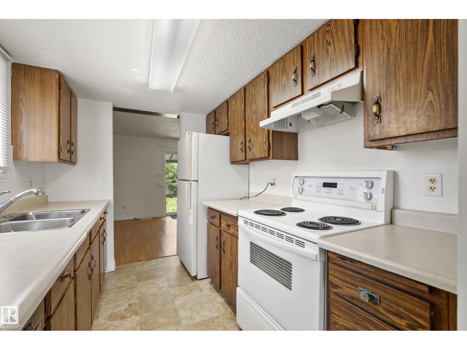 72 STIRLING RD NW - 11