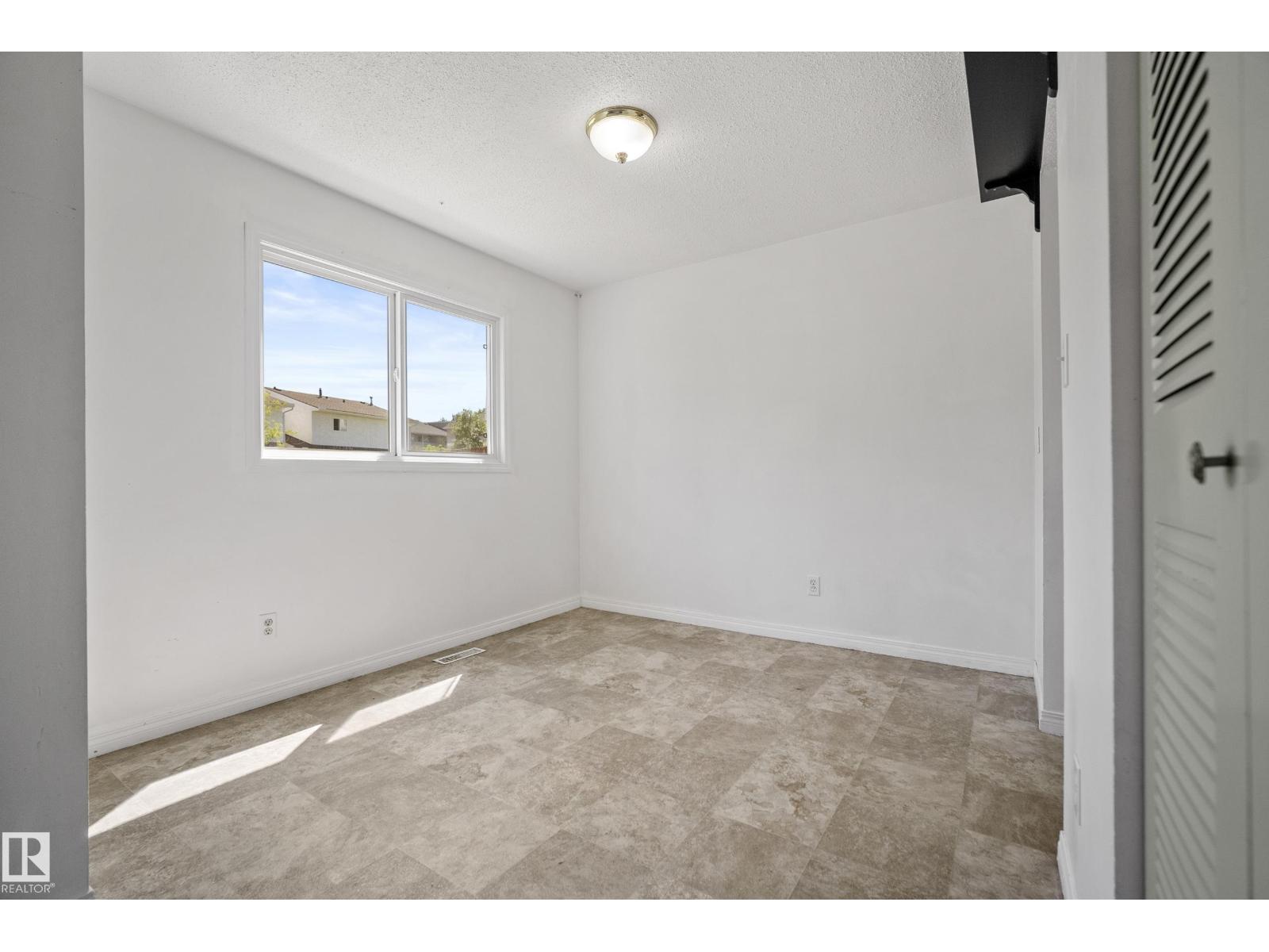 72 STIRLING RD NW - 7