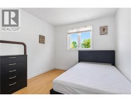 234-236 Ayer Avenue, photo 8