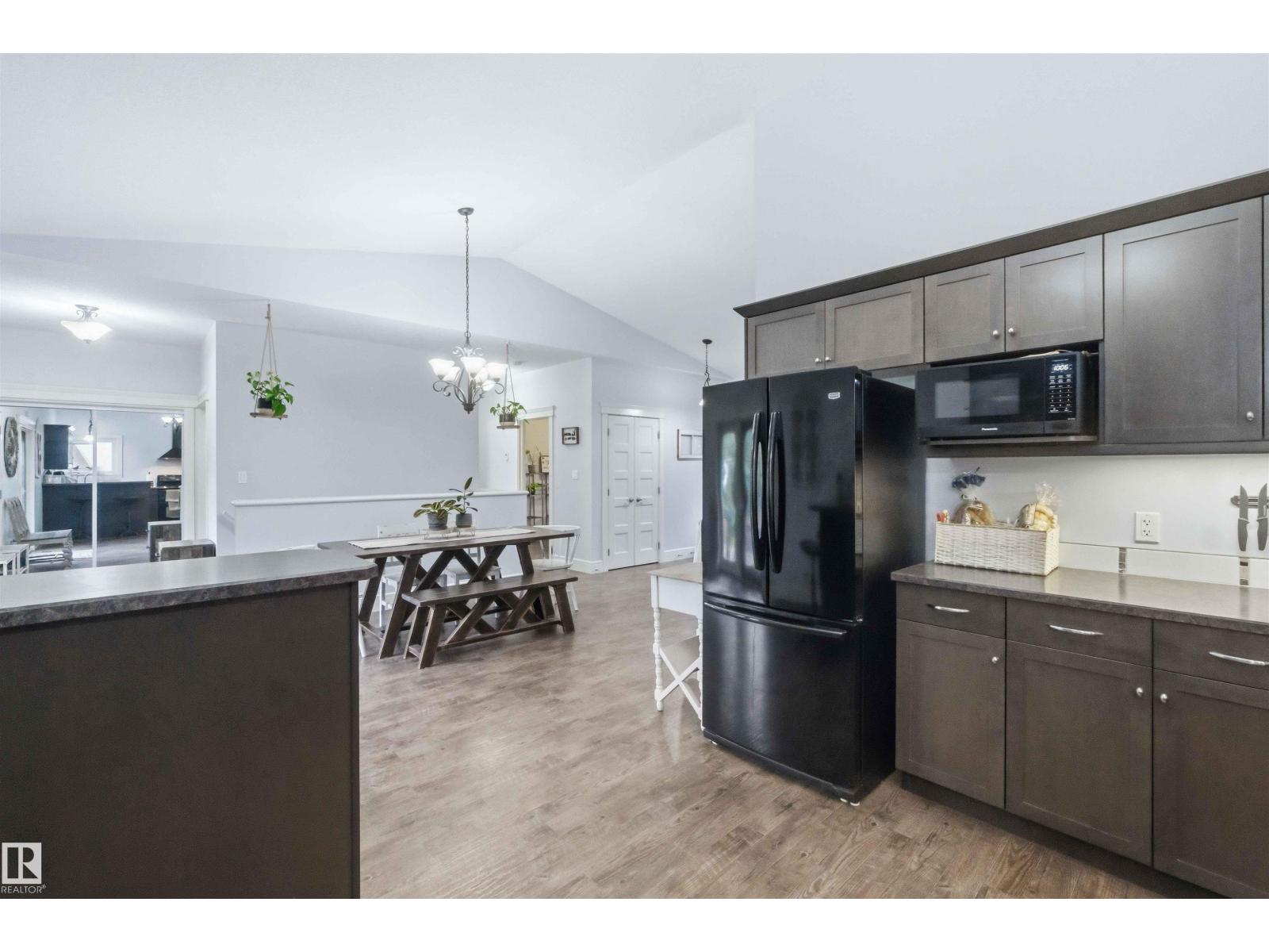 #132 53304 RGE ROAD 30 - 21