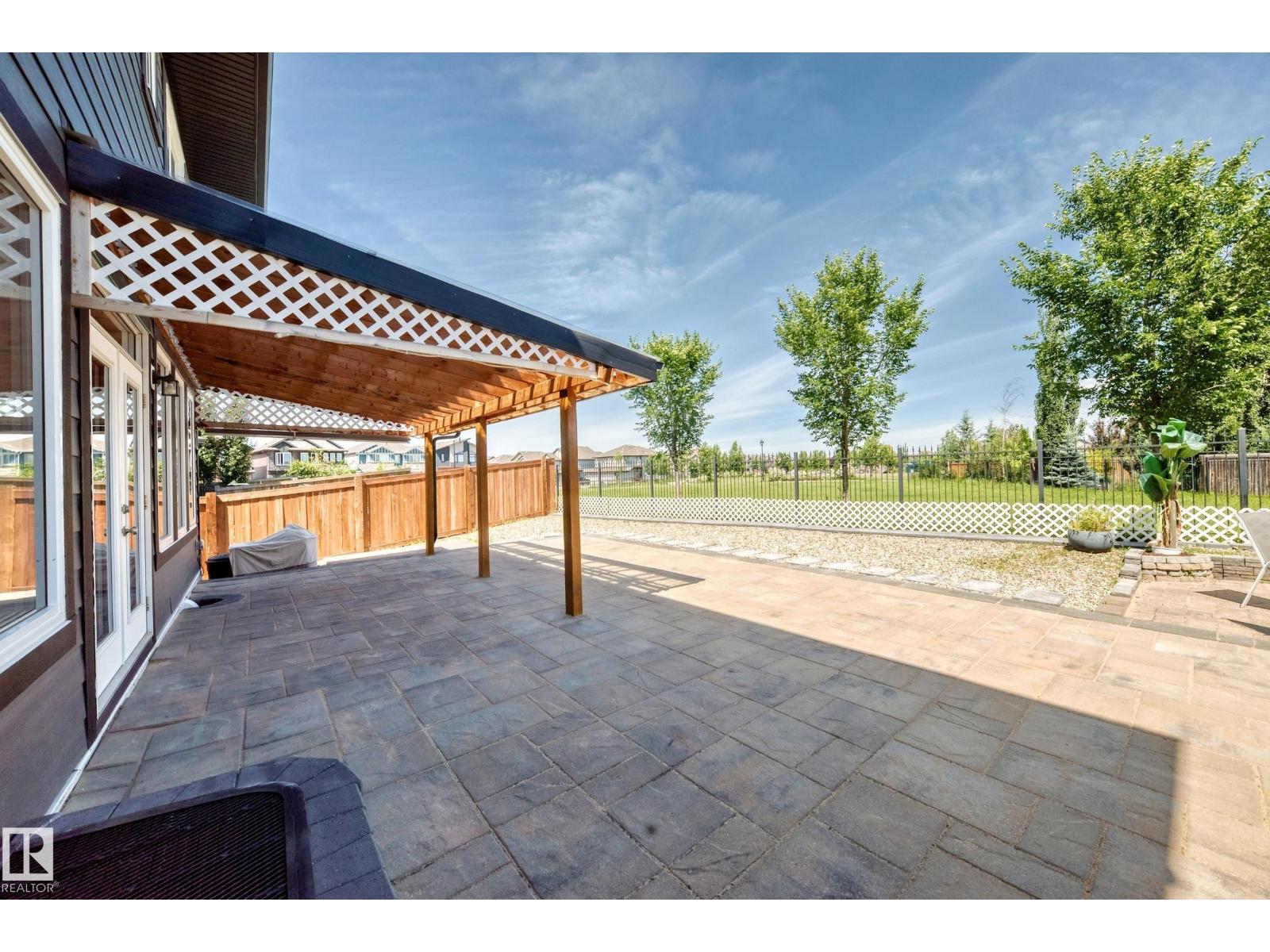17436 9 AV SW SW - 10