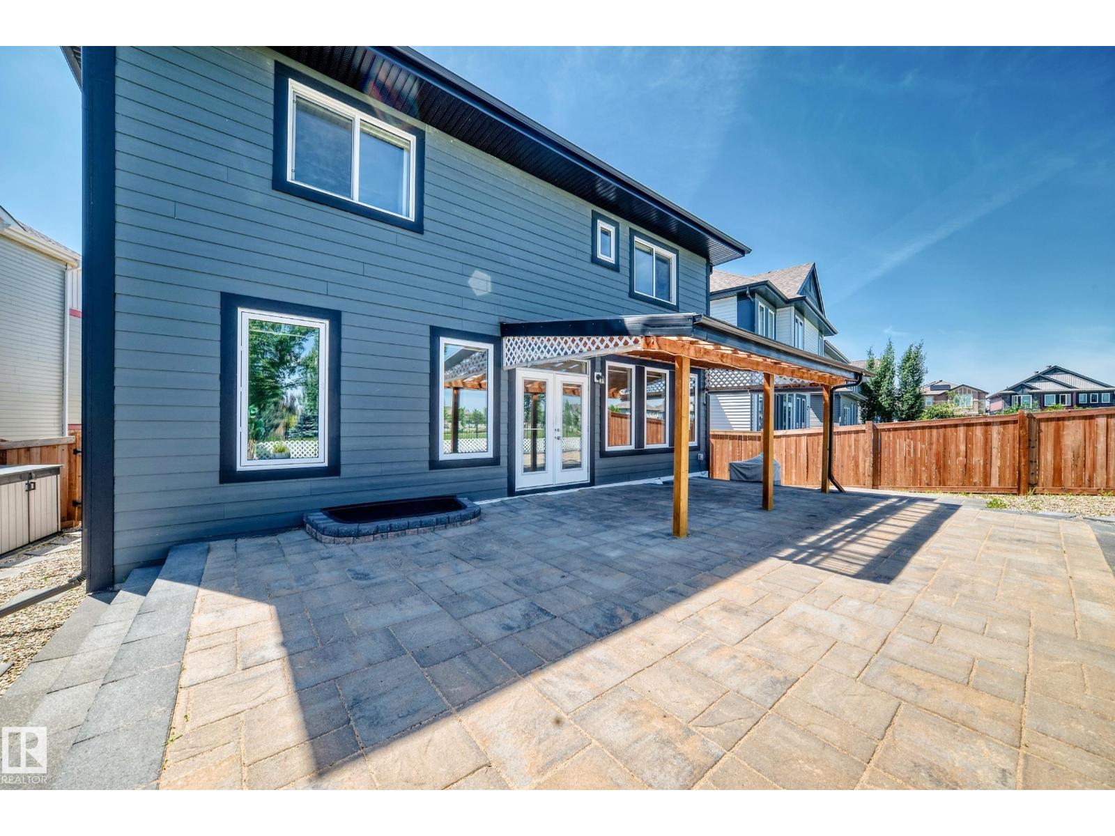 17436 9 AV SW SW - 11