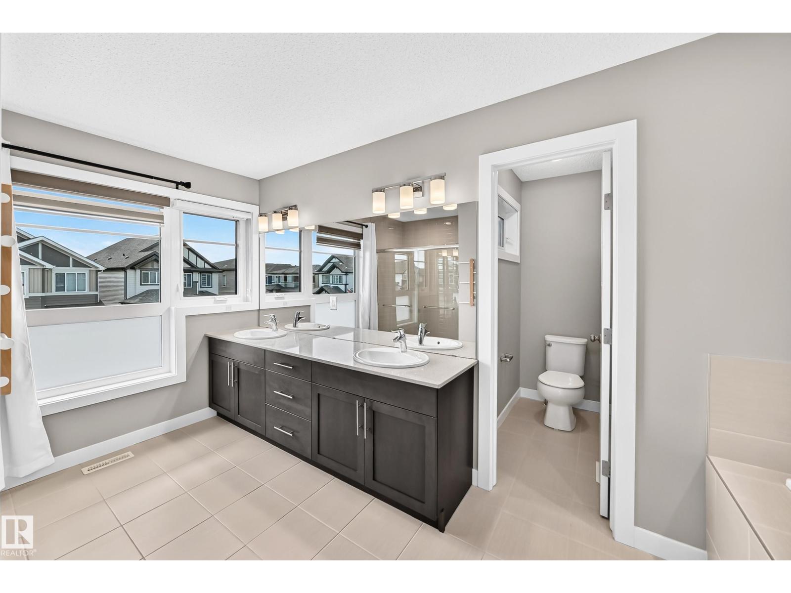 17436 9 AV SW SW - 20
