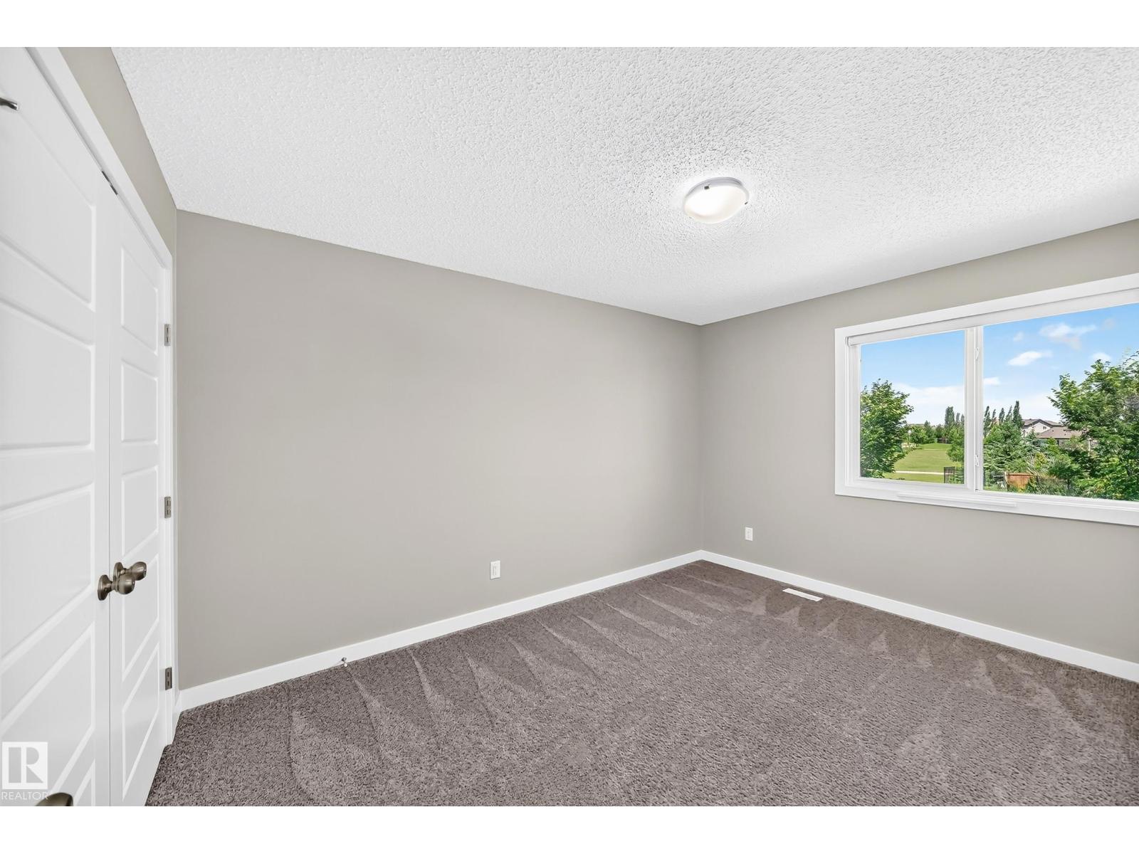 17436 9 AV SW SW - 25