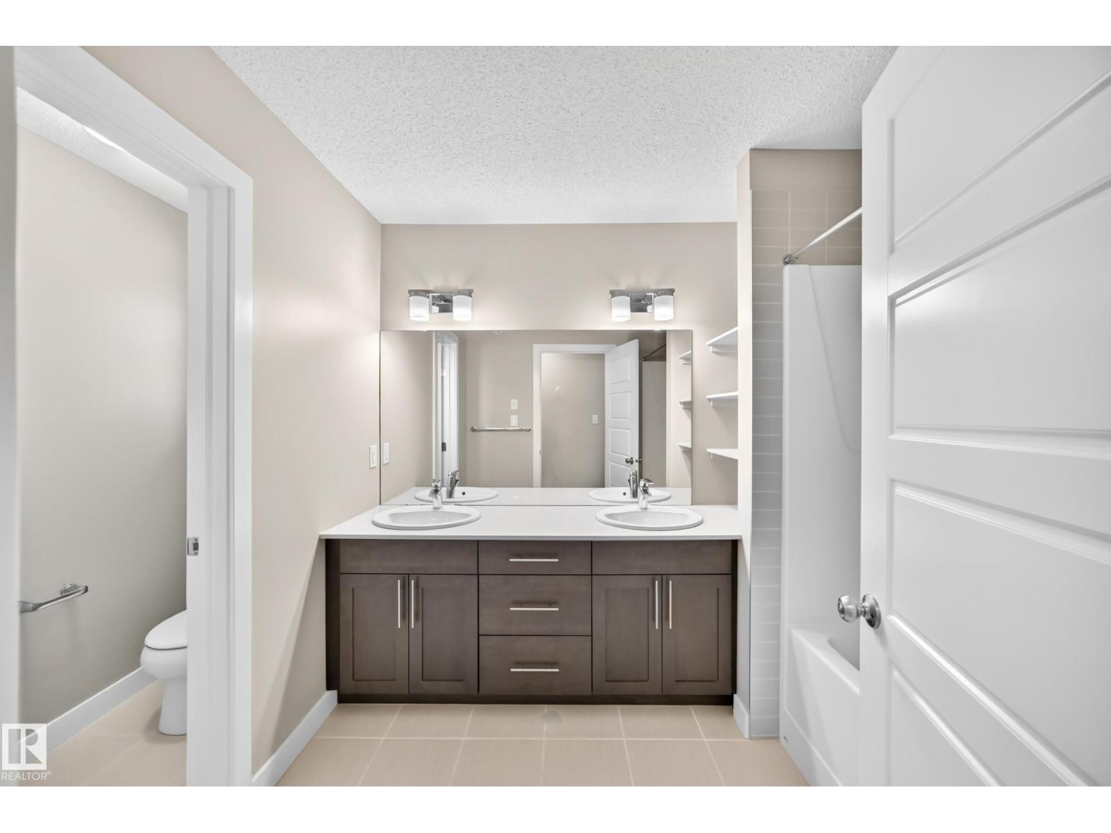 17436 9 AV SW SW - 30