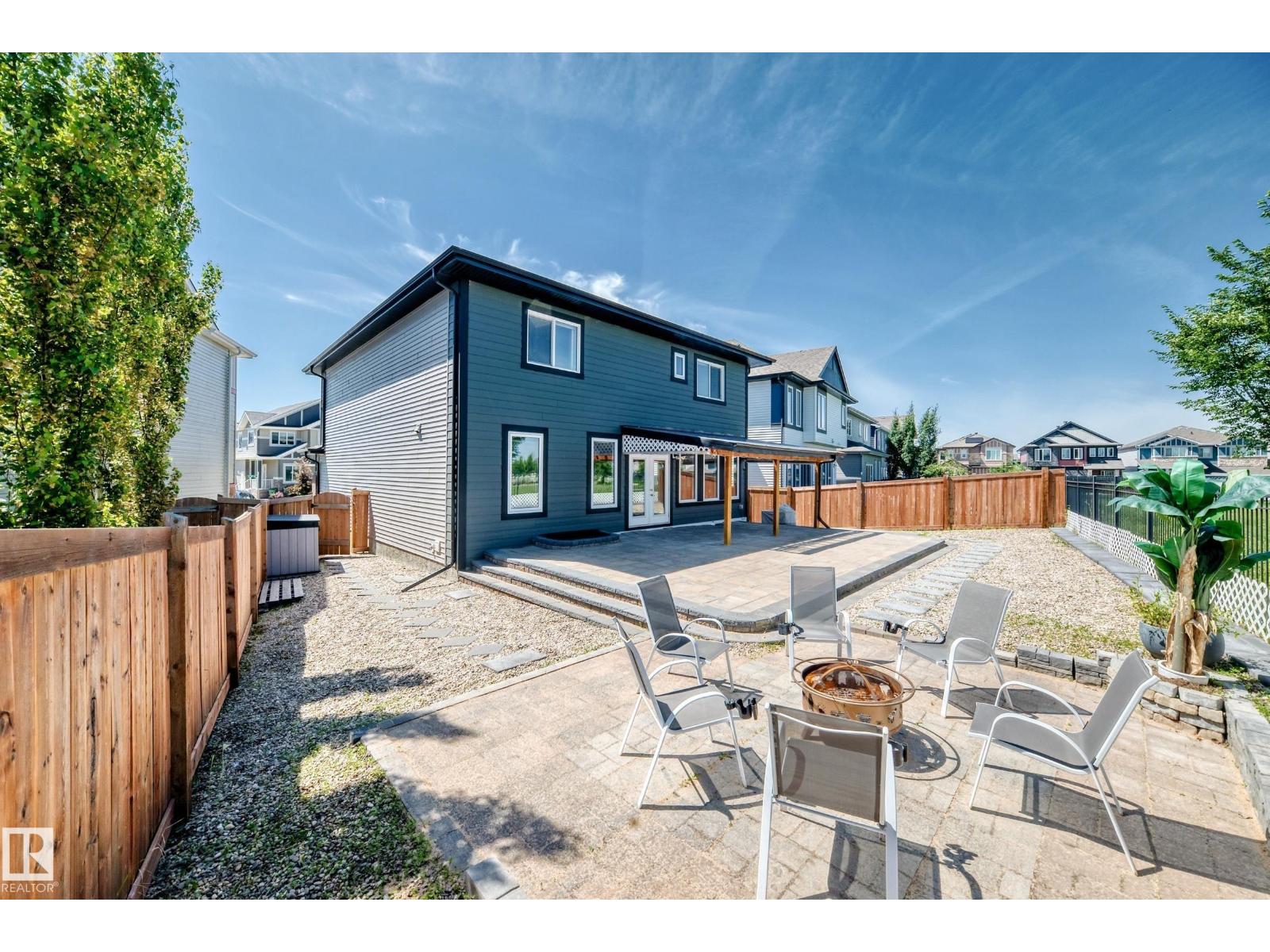 17436 9 AV SW SW - 43