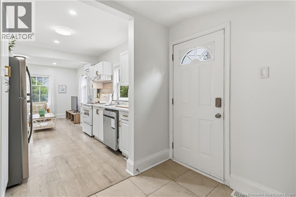 118 Broadway Street - Image 16
