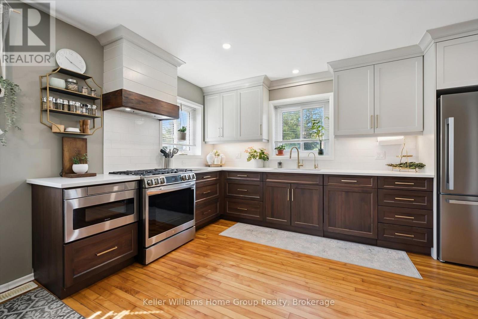 28 PEEL STREET W - 13