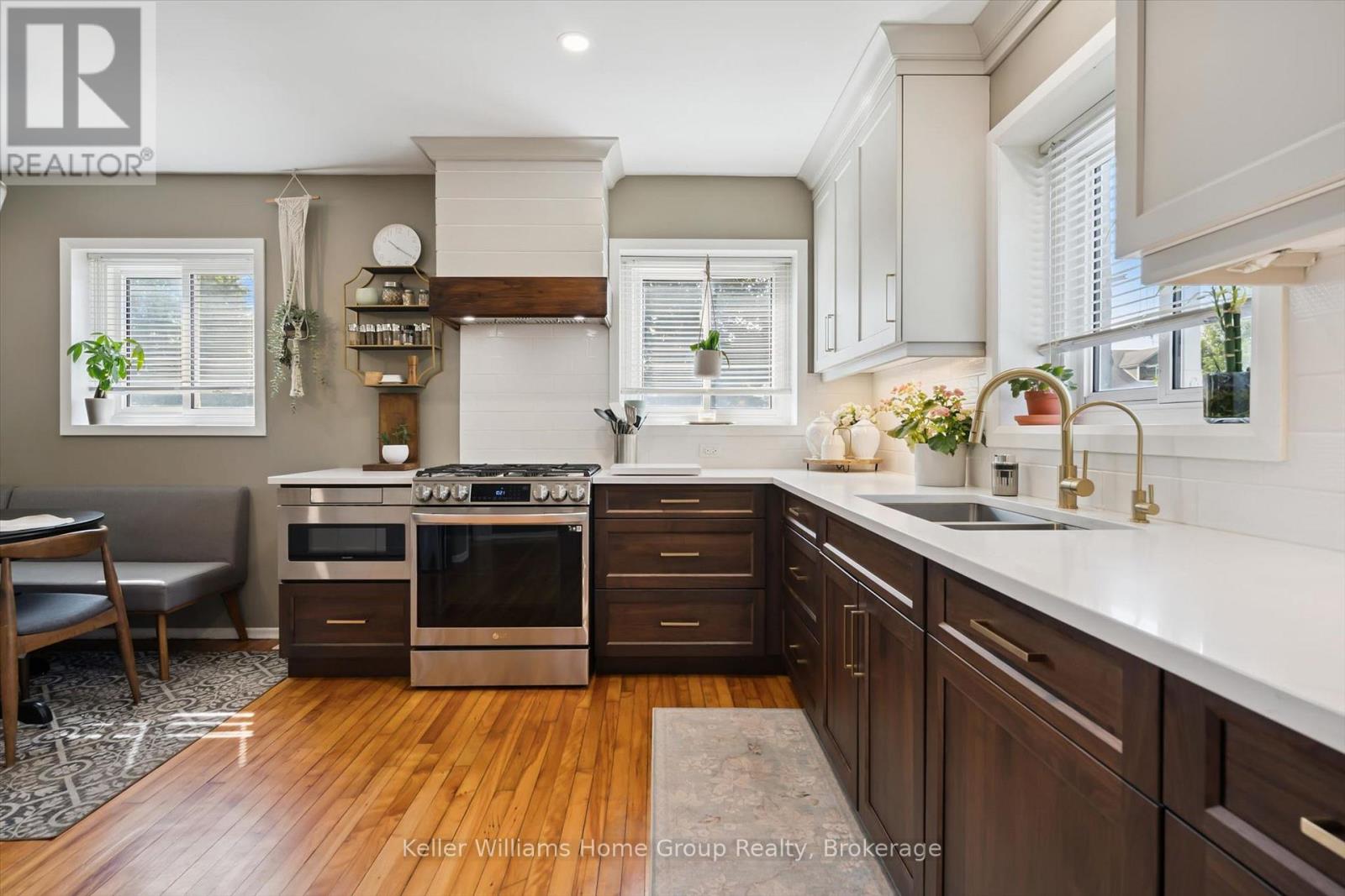 28 PEEL STREET W - 14