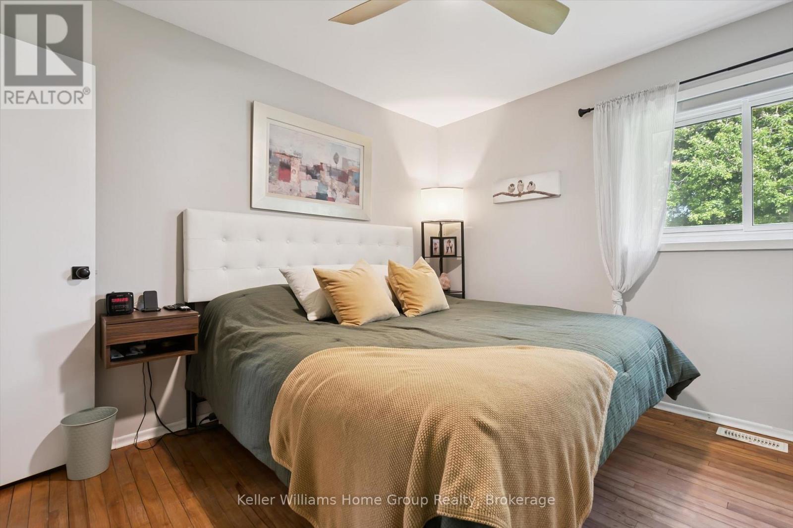 28 PEEL STREET W - 23
