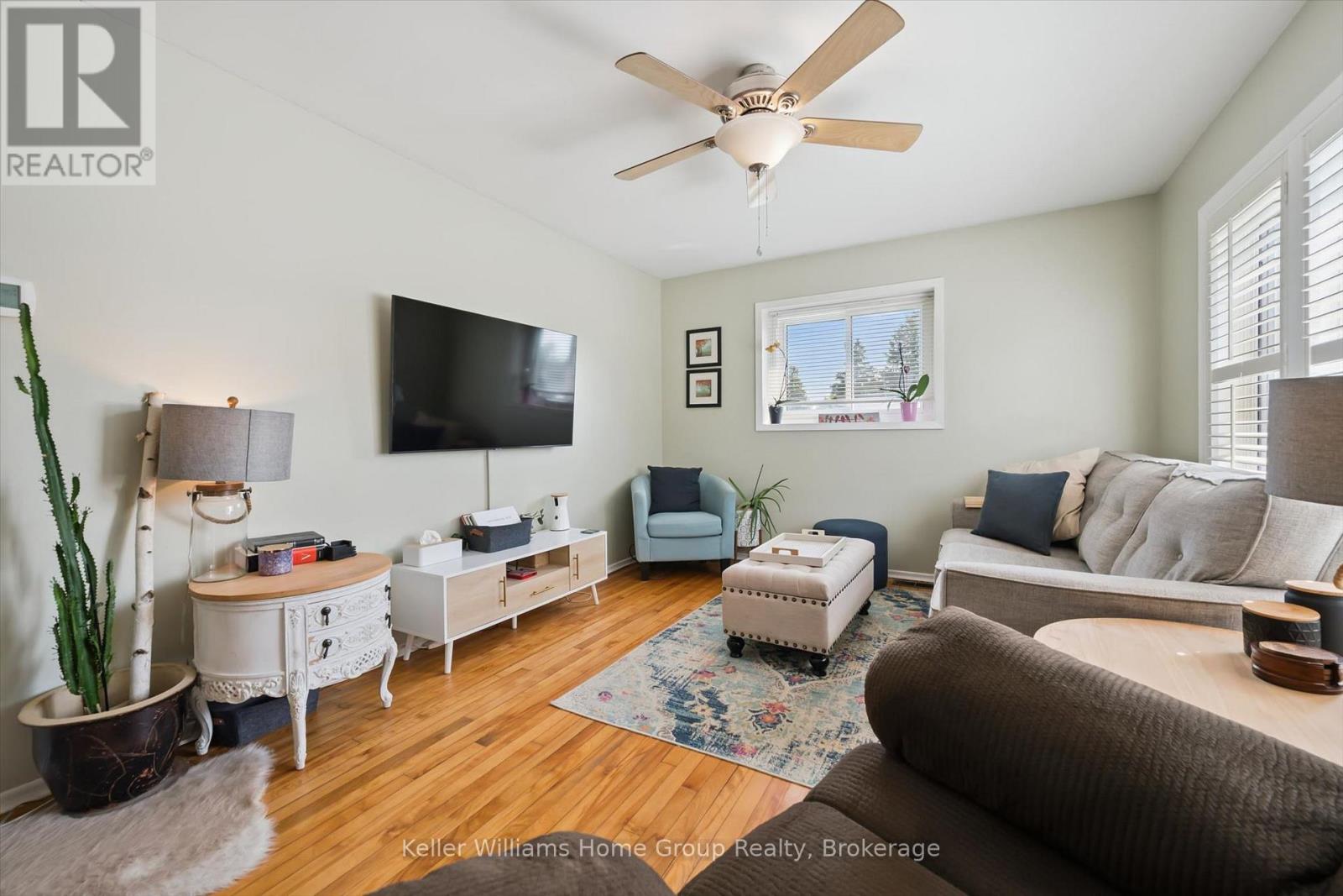 28 PEEL STREET W - 9