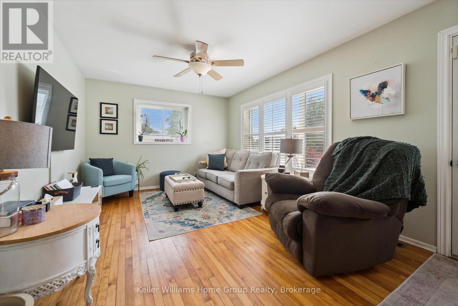 28 PEEL STREET W - 8