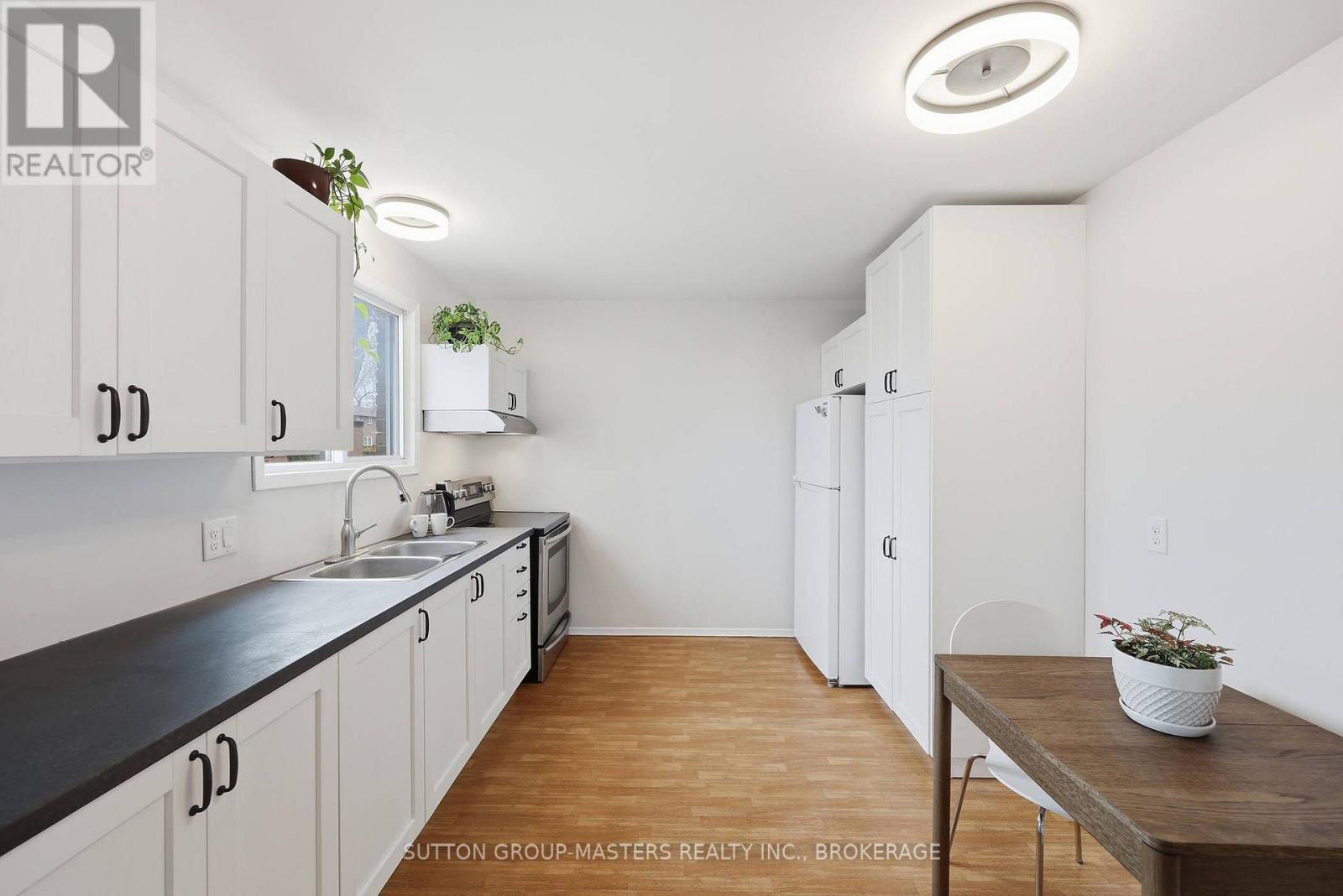 182 ROSEMUND CRESCENT - 11