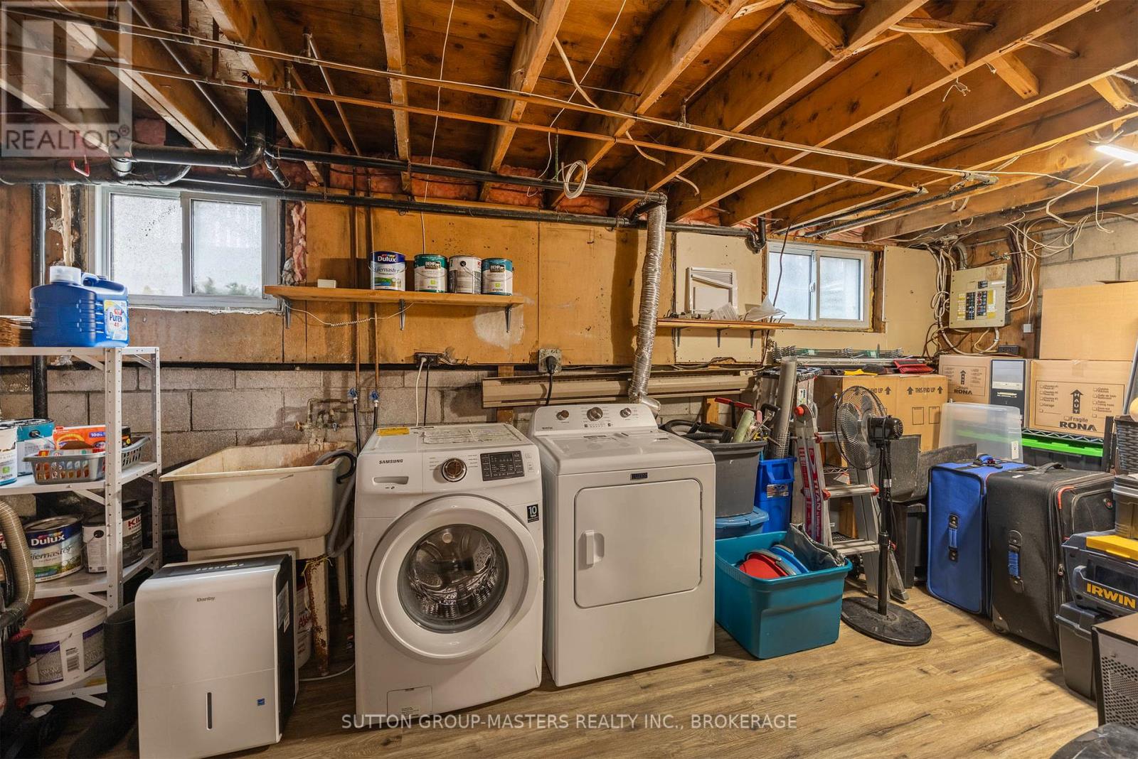 182 ROSEMUND CRESCENT - 30