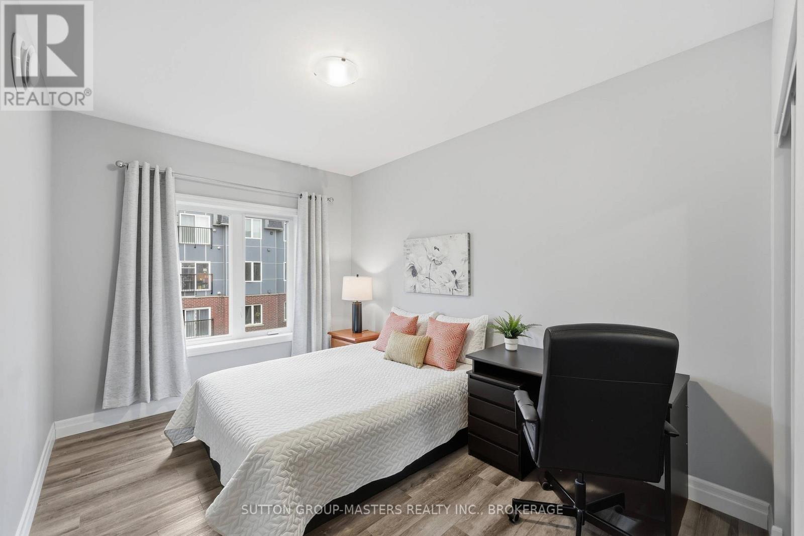 #413 501 FRONTENAC STREET - 16