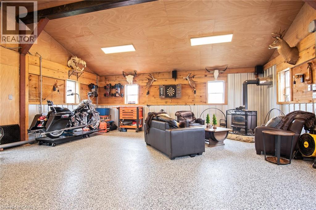 464 PIPER Street - Image 37