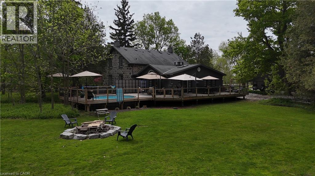 464 PIPER Street - Image 39