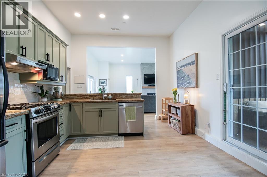 464 PIPER Street - Image 28