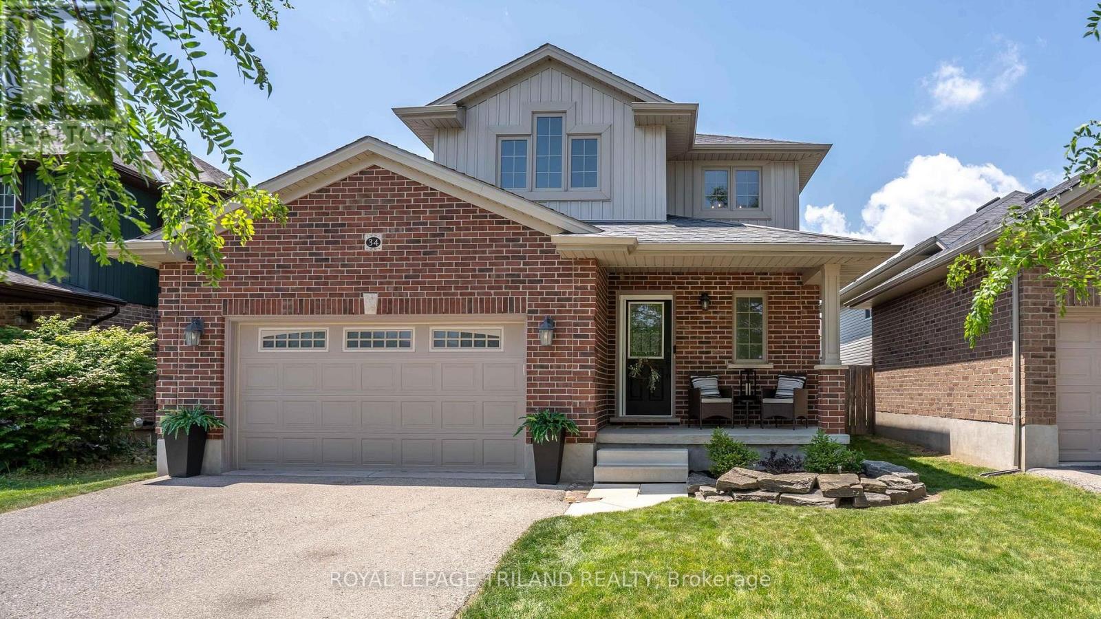 34 PINE VALLEY DRIVE - 1