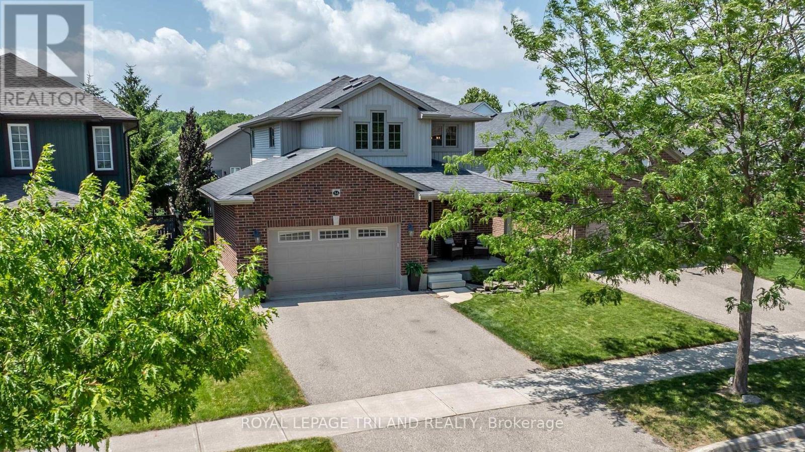 34 PINE VALLEY DRIVE - 35