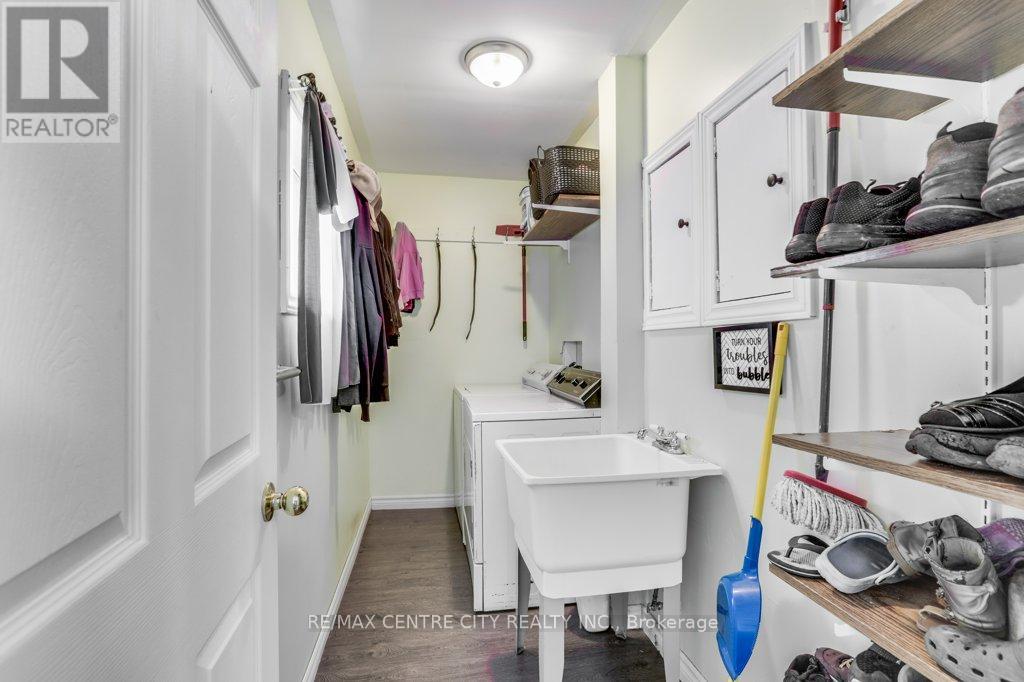 73 FOURTH AVENUE - 27