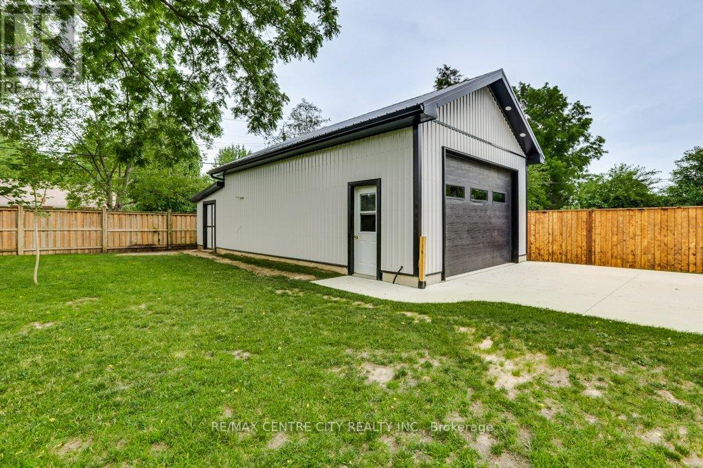 73 FOURTH AVENUE - 37