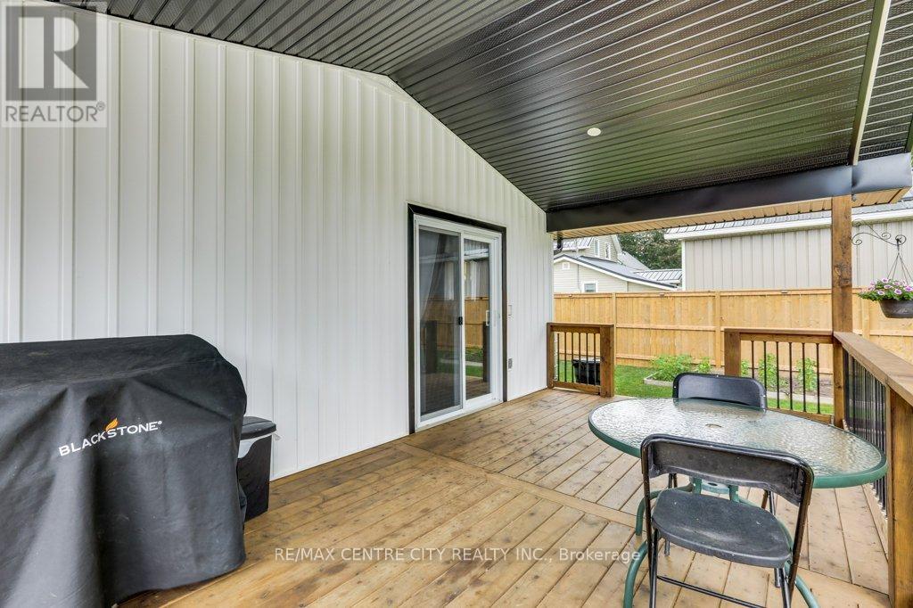 73 FOURTH AVENUE - Image 39